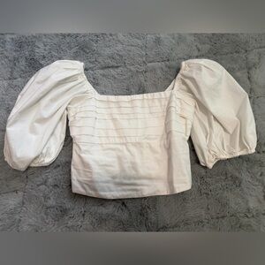 Abercrombie & Fitch White Crop Top
